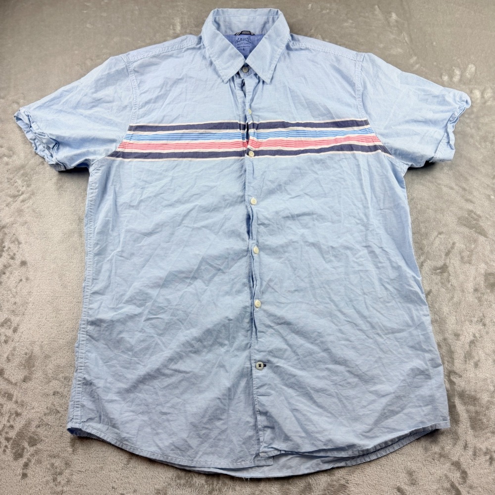 IZOD Saltwater Short Sleeve Button Down Shirt Men's Large Blue Seersucker Stripe
